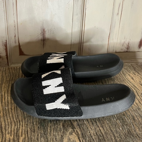 Womens DKNY black white Zax logo fabric slides sliders 9 - Picture 3 of 9